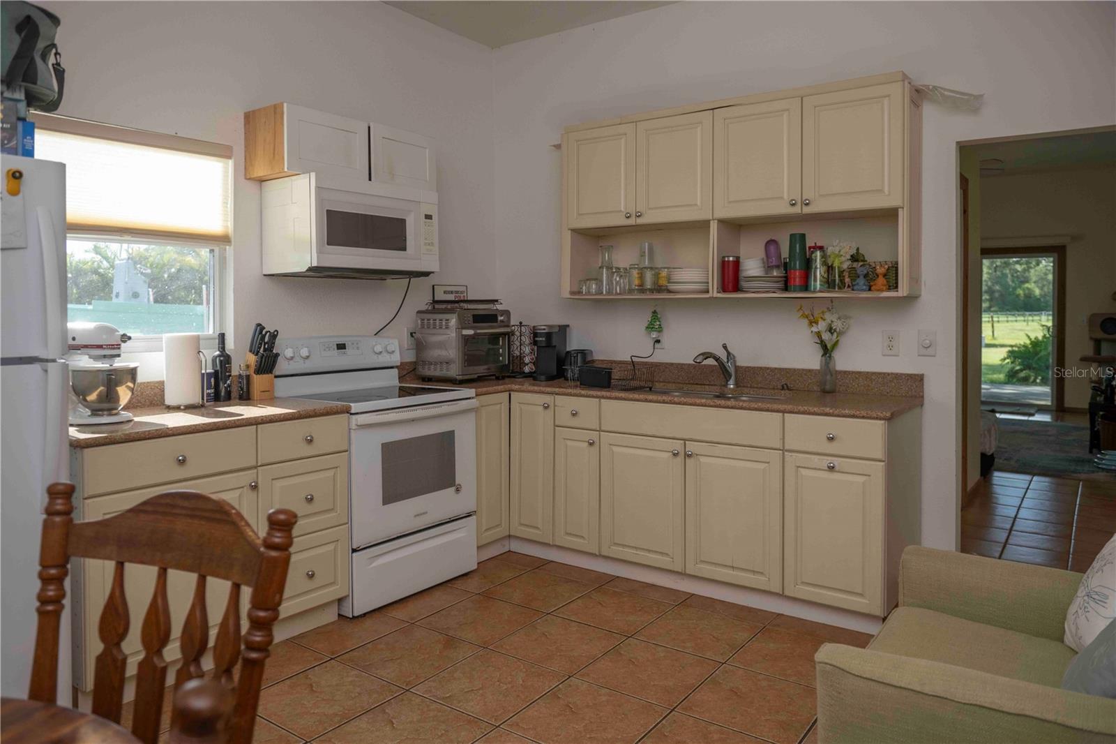 A4662238 Property Photo