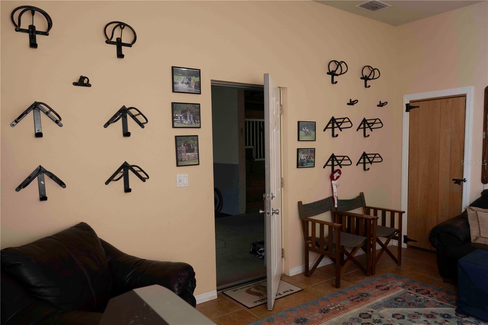 A4662238 Property Photo