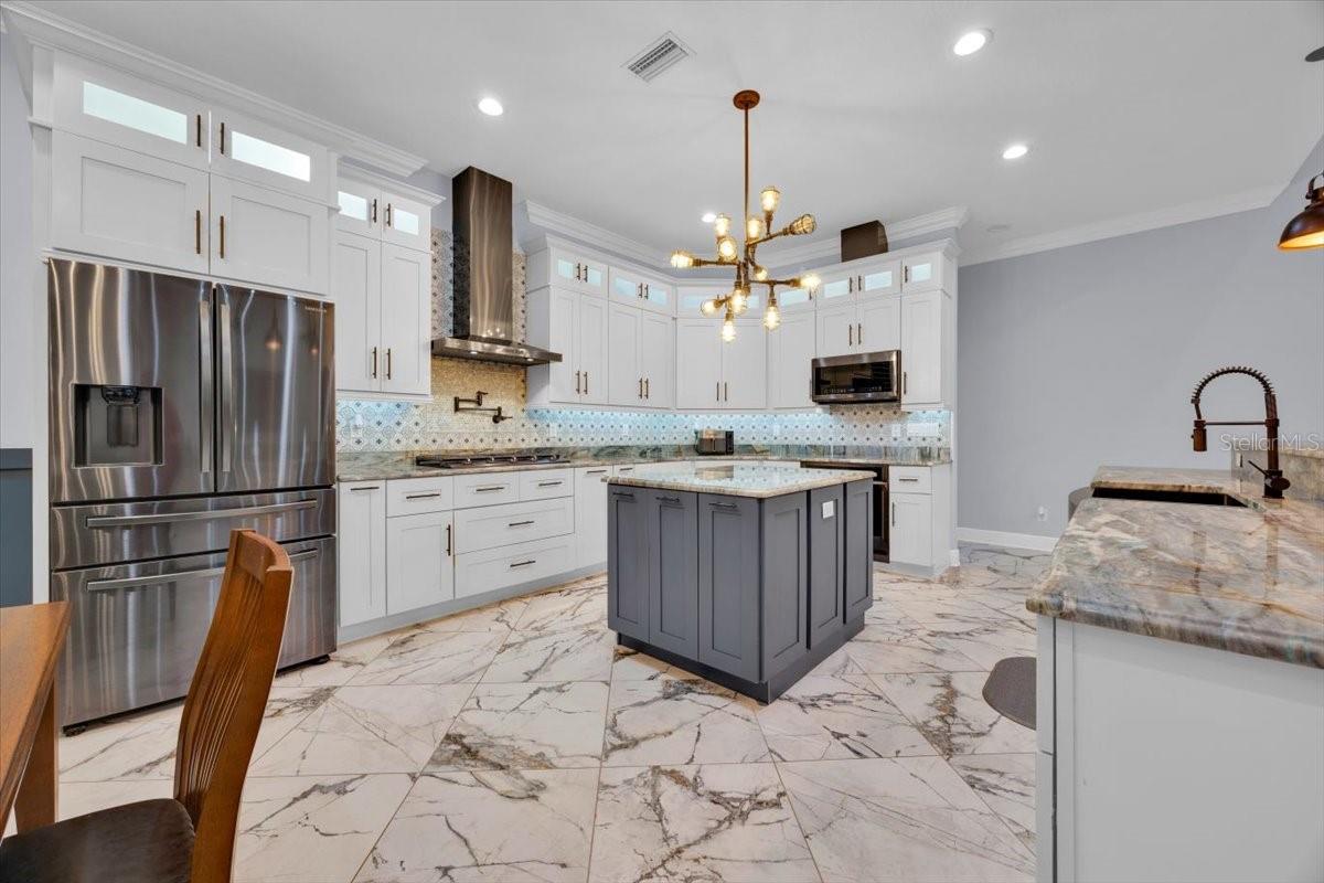 6817 PEYTON DR, SEFFNER, FL, 33584