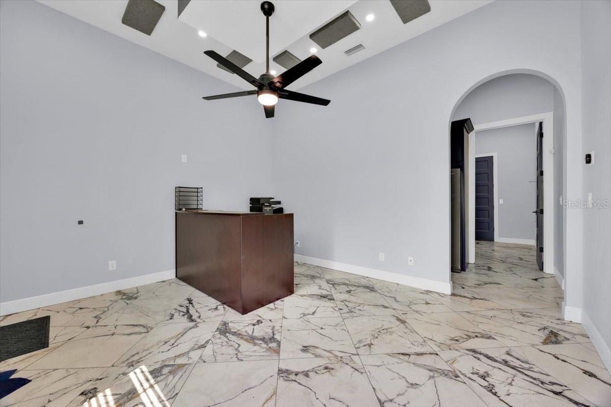 6817 PEYTON DR, SEFFNER, FL, 33584