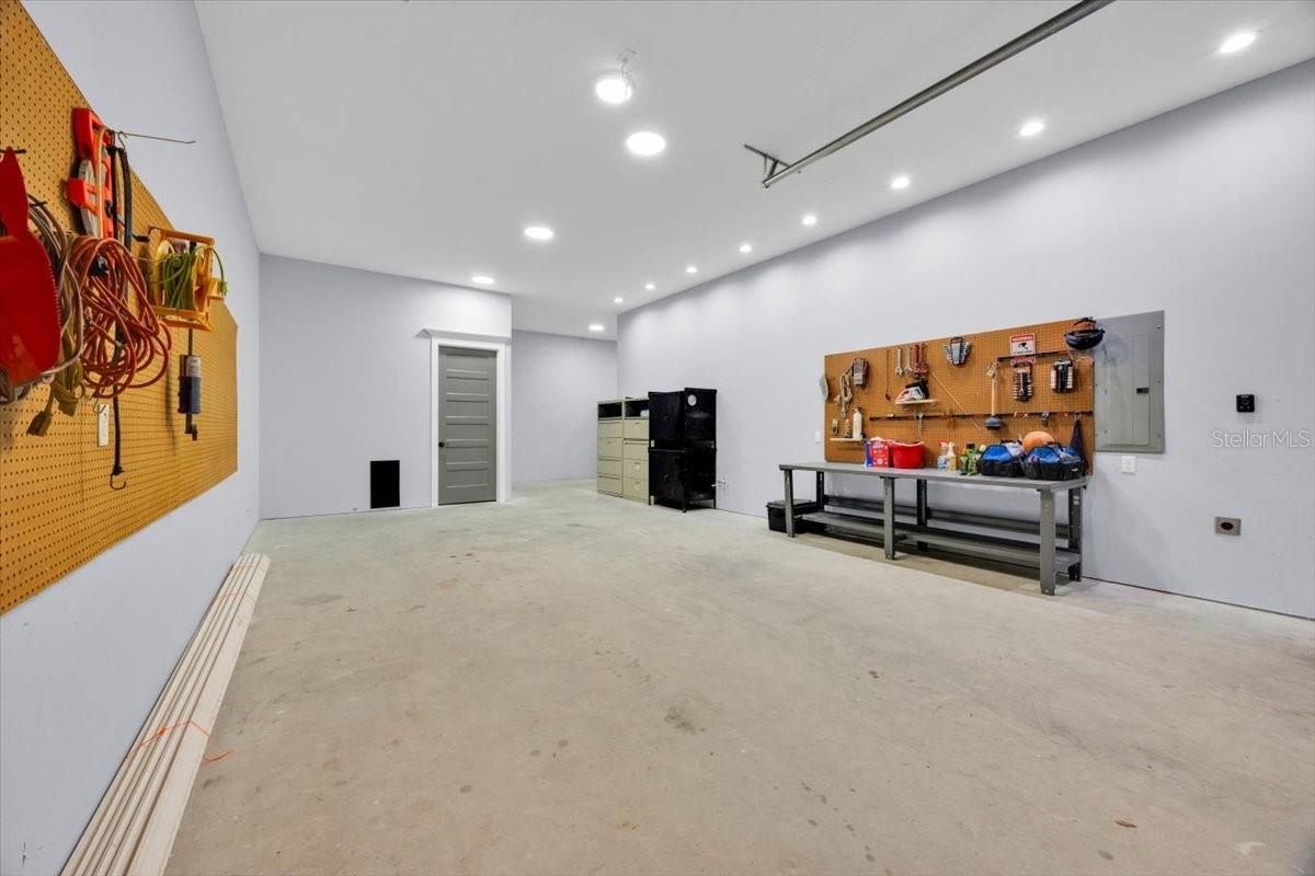 6817 PEYTON DR, SEFFNER, FL, 33584