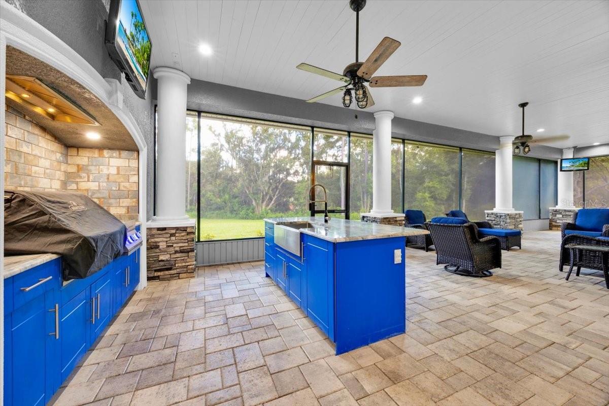 6817 PEYTON DR, SEFFNER, FL, 33584