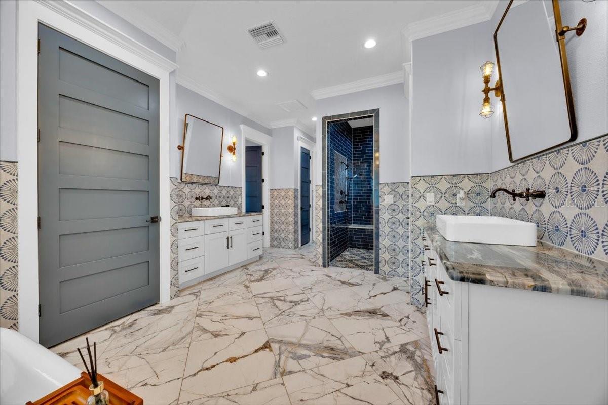 6817 PEYTON DR, SEFFNER, FL, 33584