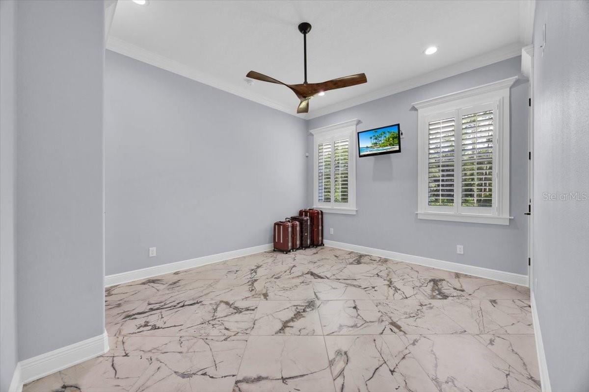 6817 PEYTON DR, SEFFNER, FL, 33584