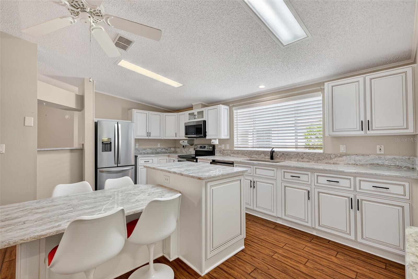 3024 MANATEE RD, TAVARES, FL, 32778