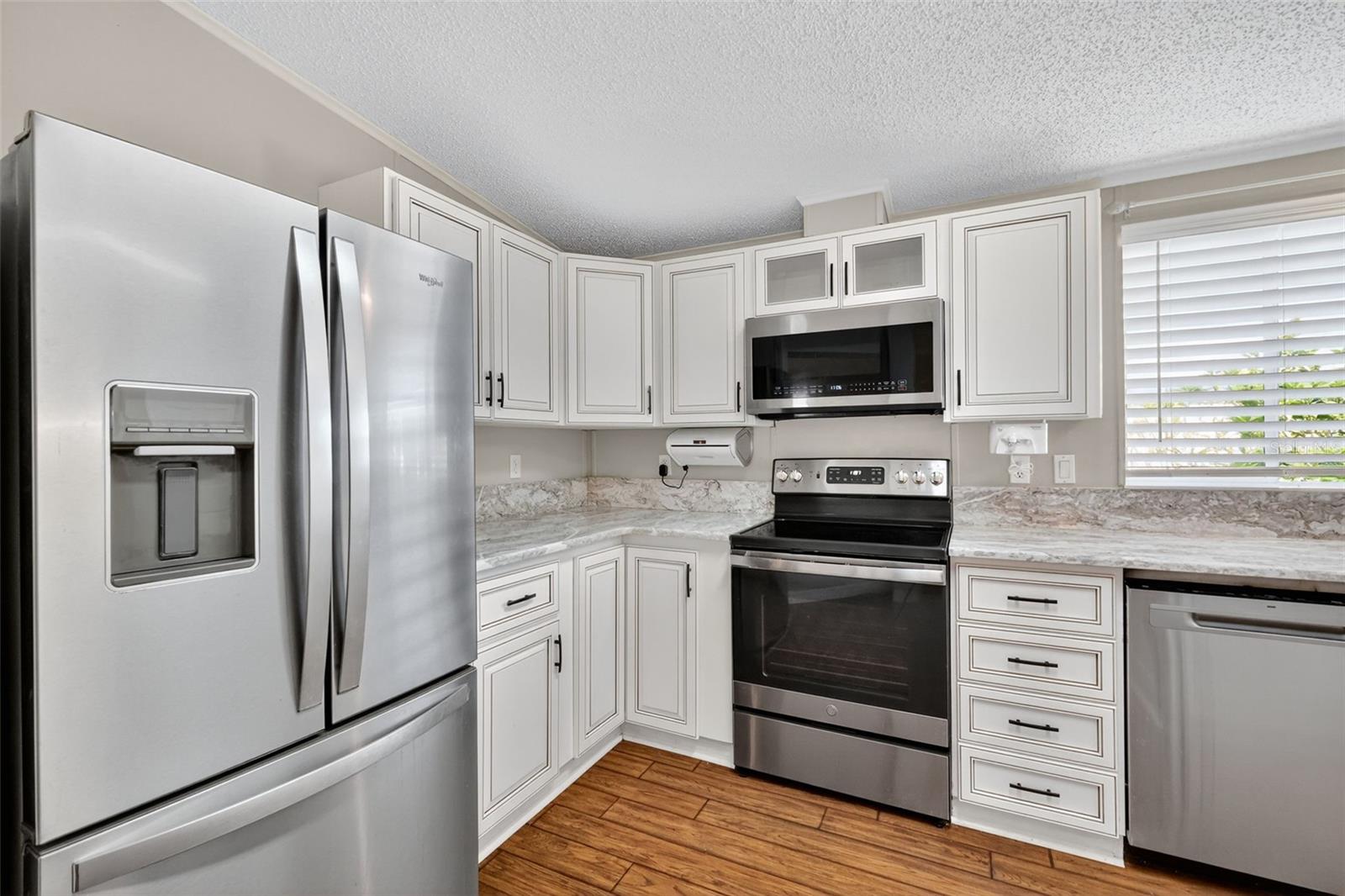 3024 MANATEE RD, TAVARES, FL, 32778