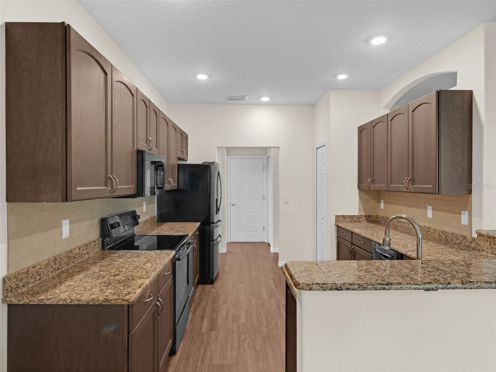 4411 WINCHESTER CT, LEESBURG, FL, 34748