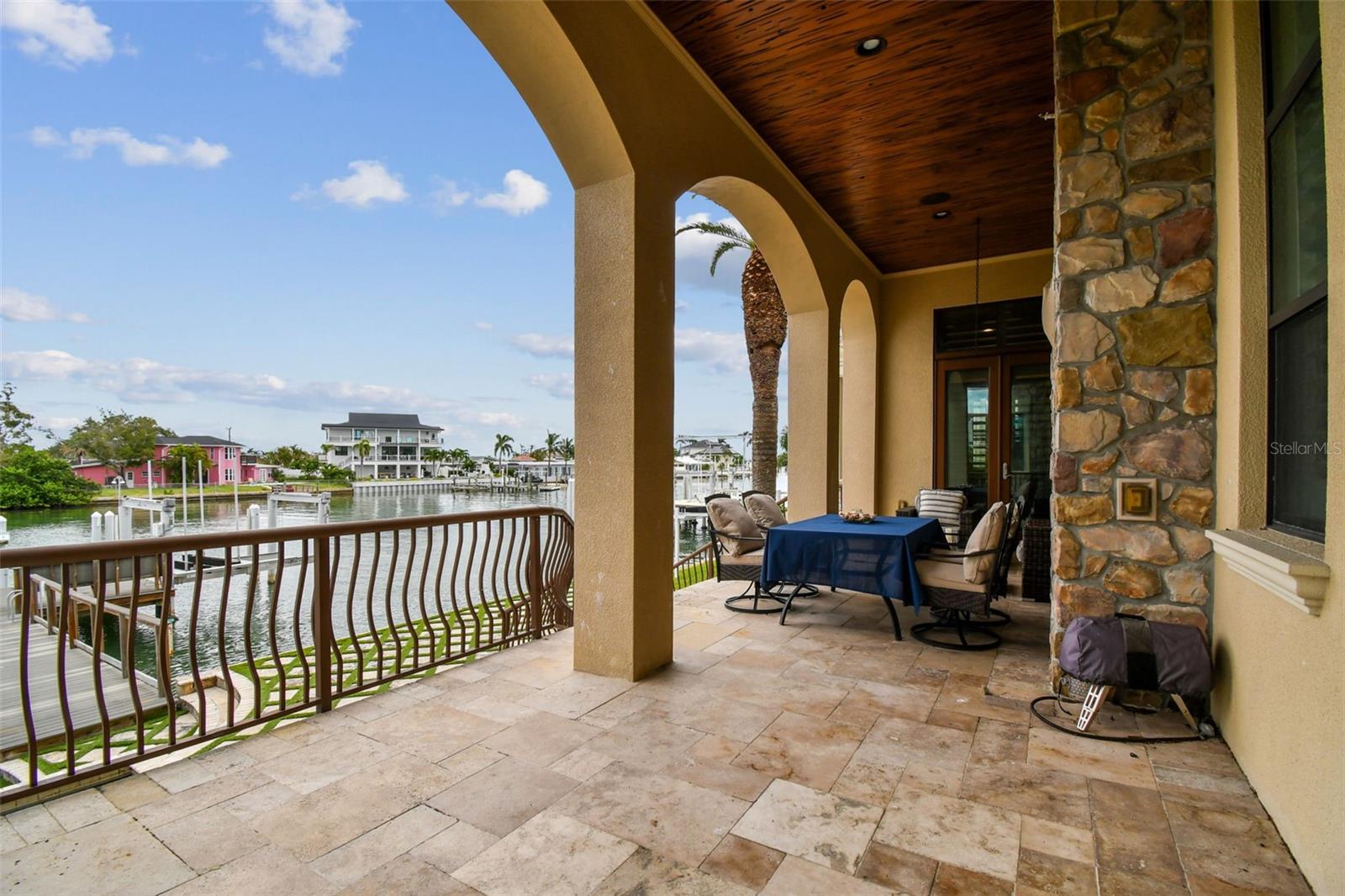 TB8418141 Property Photo