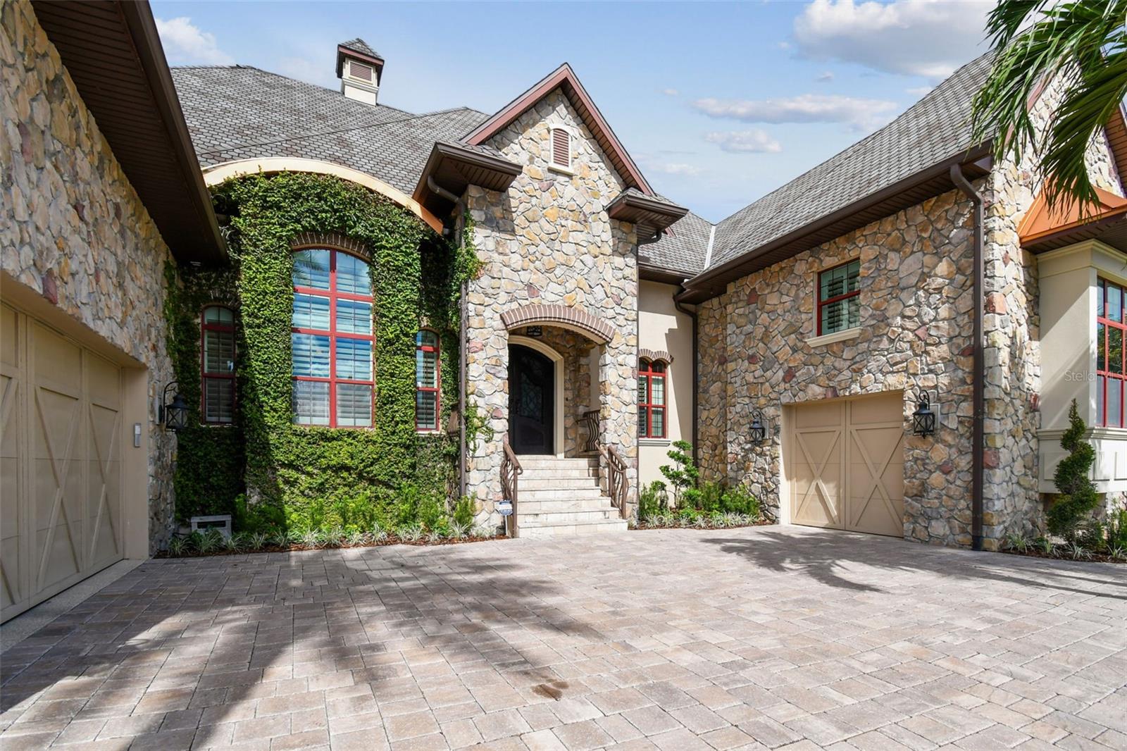 TB8418141 Property Photo