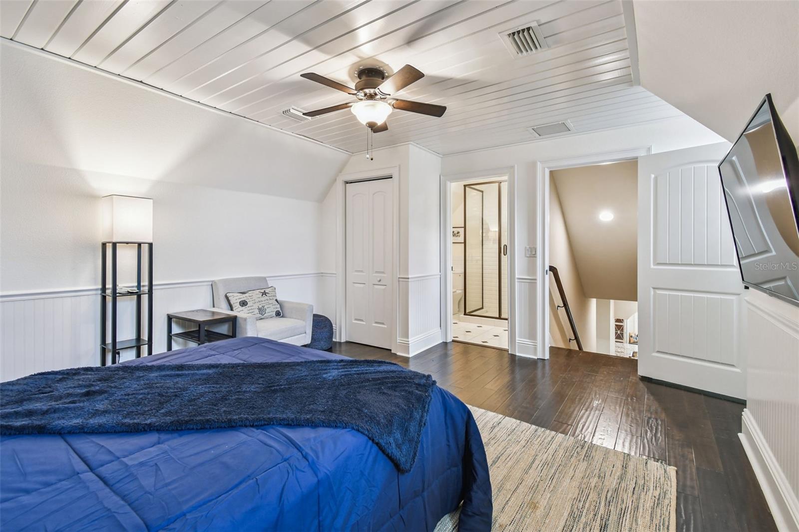 TB8418141 Property Photo