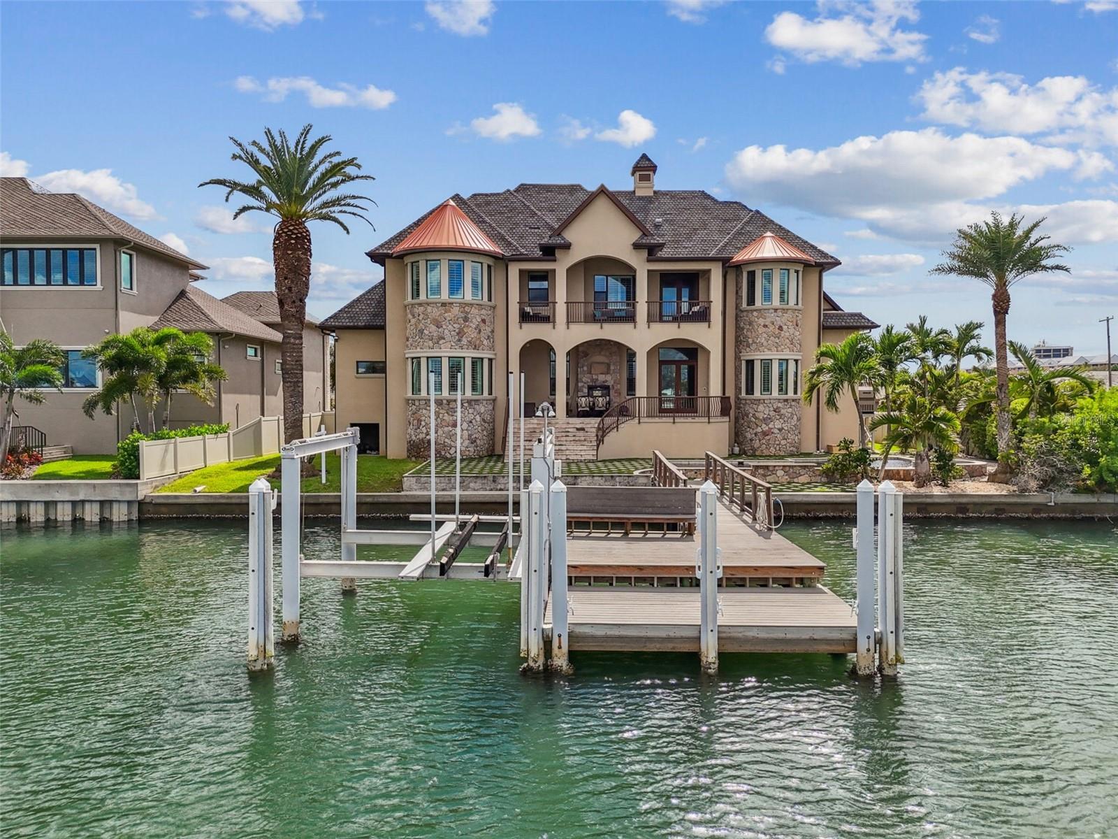 TB8418141 Property Photo