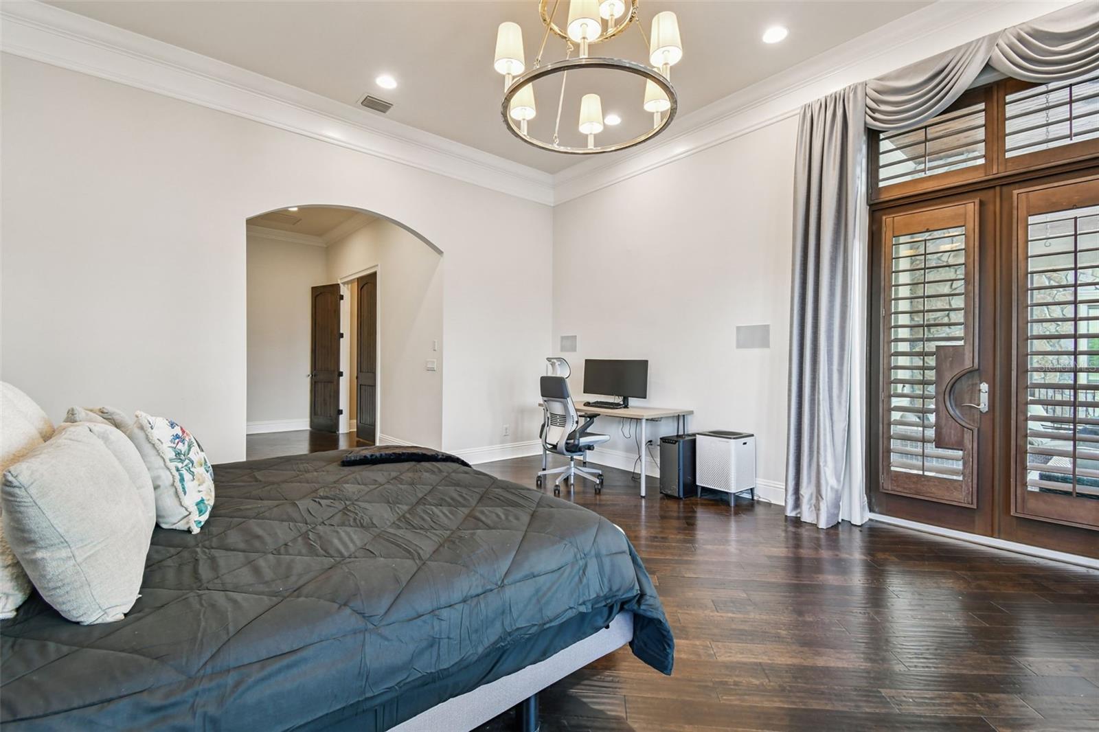 TB8418141 Property Photo