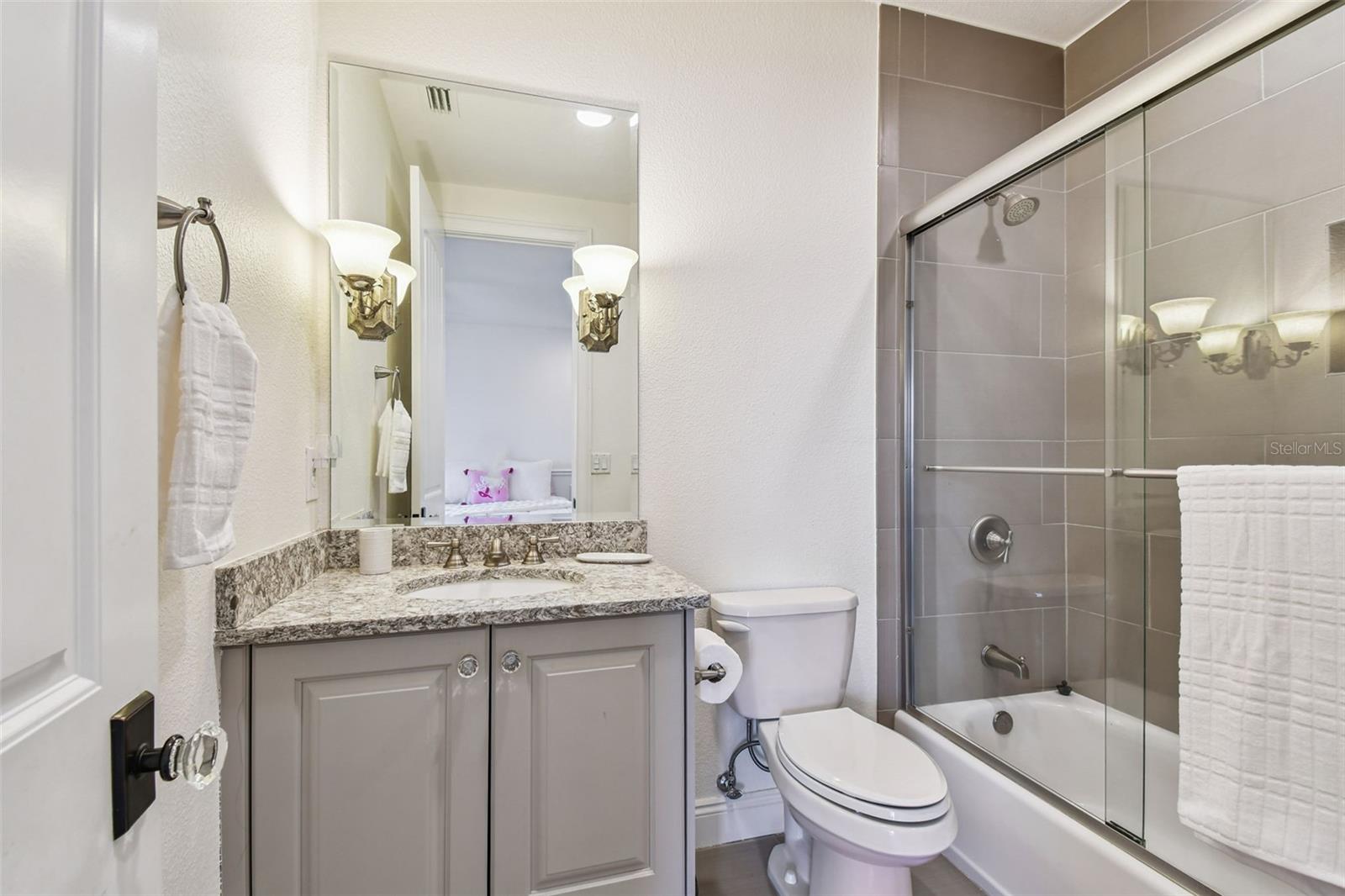 TB8418141 Property Photo