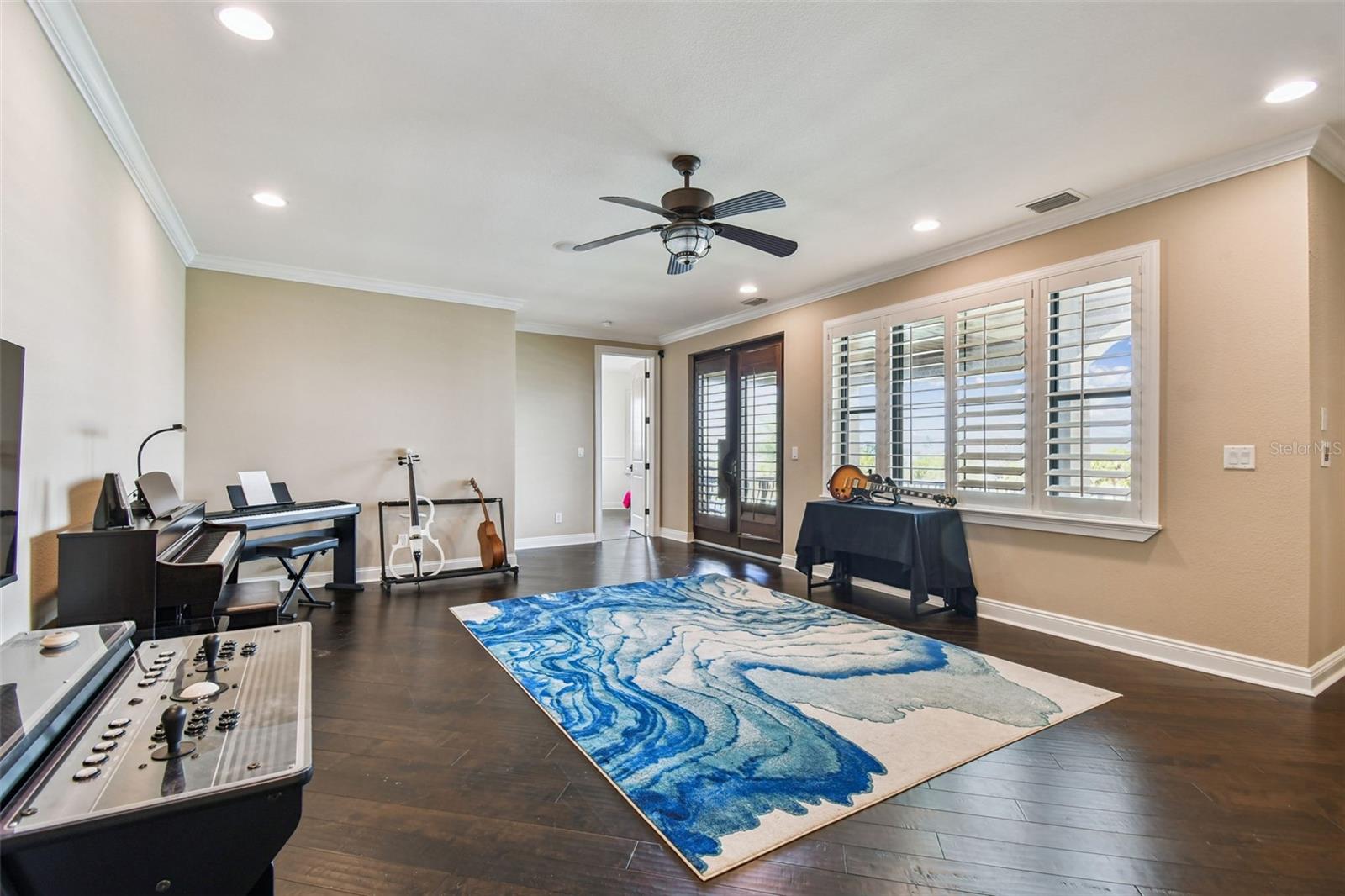 TB8418141 Property Photo