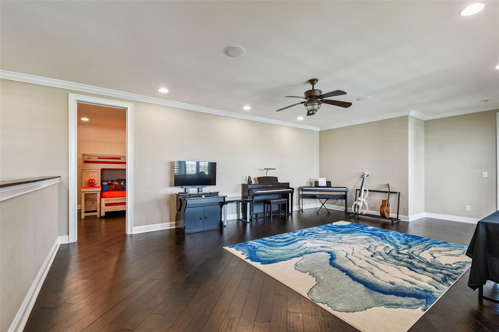 TB8418141 Property Photo