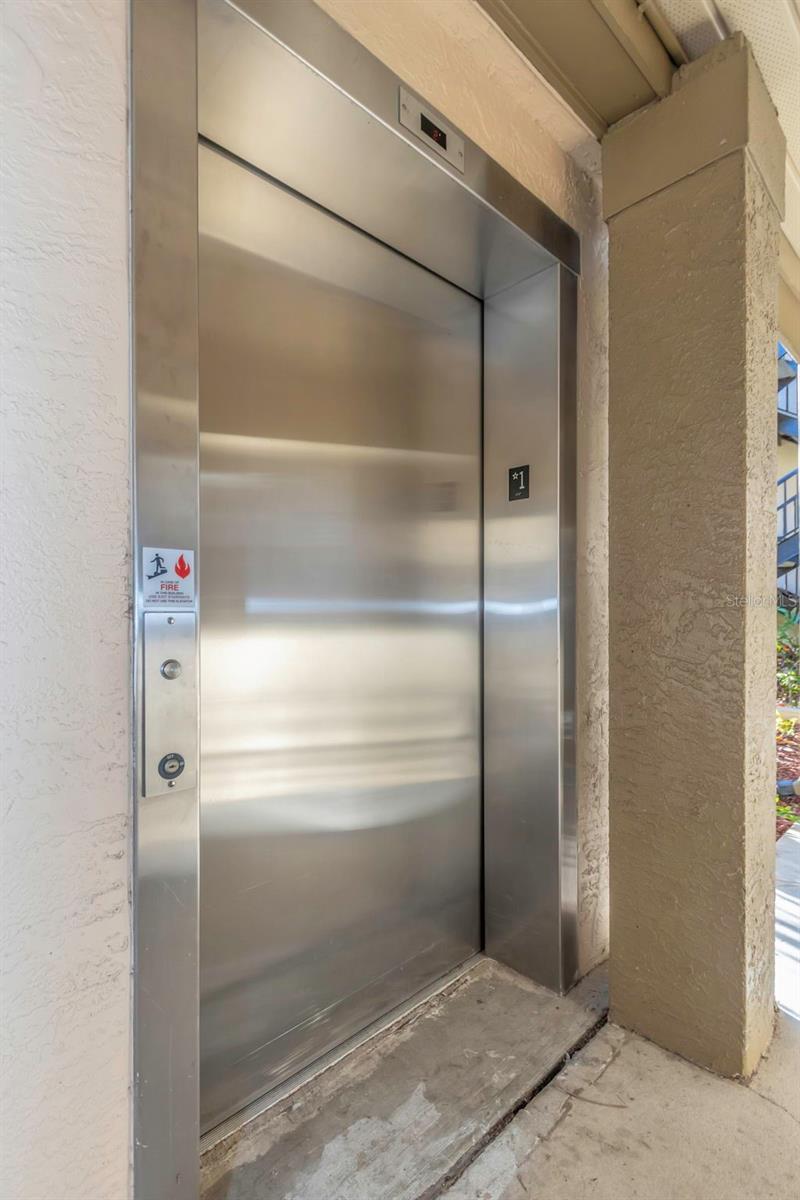 2400 FEATHER SOUND DR #333, CLEARWATER, FL, 33762