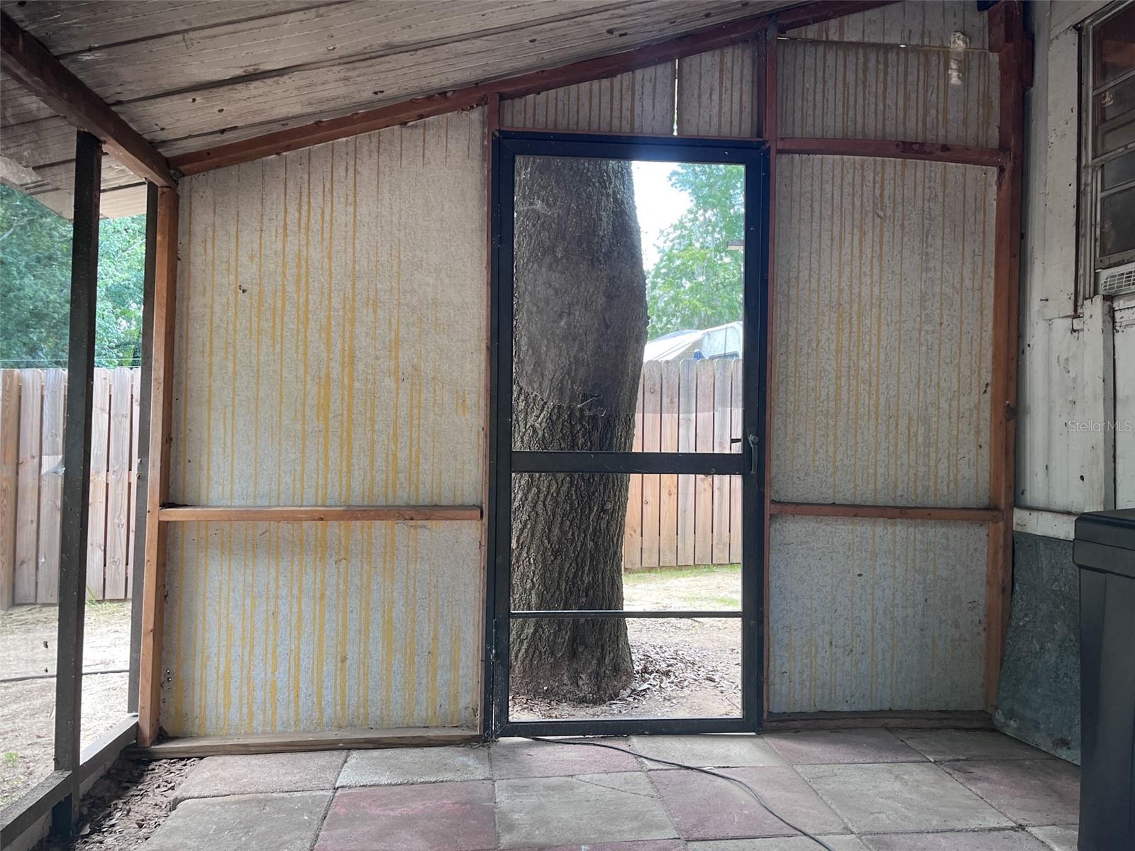 TB8418165 Property Photo