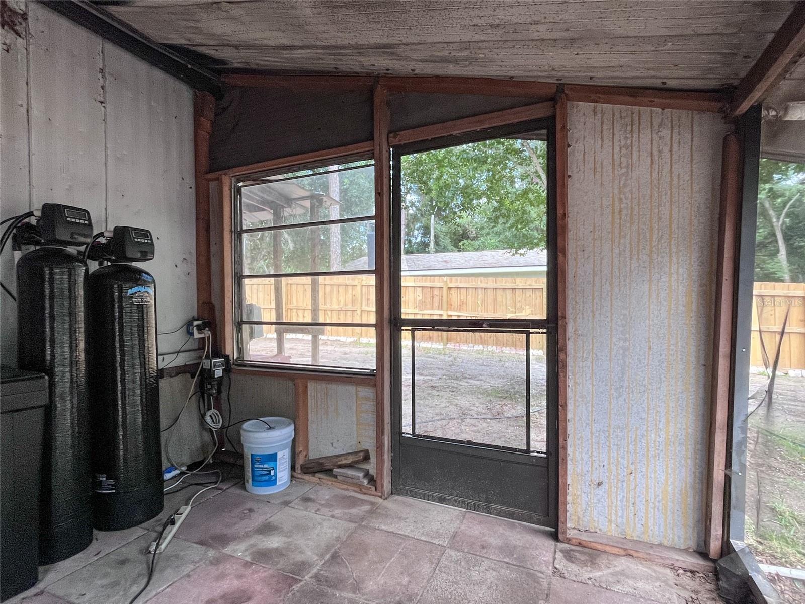 TB8418165 Property Photo