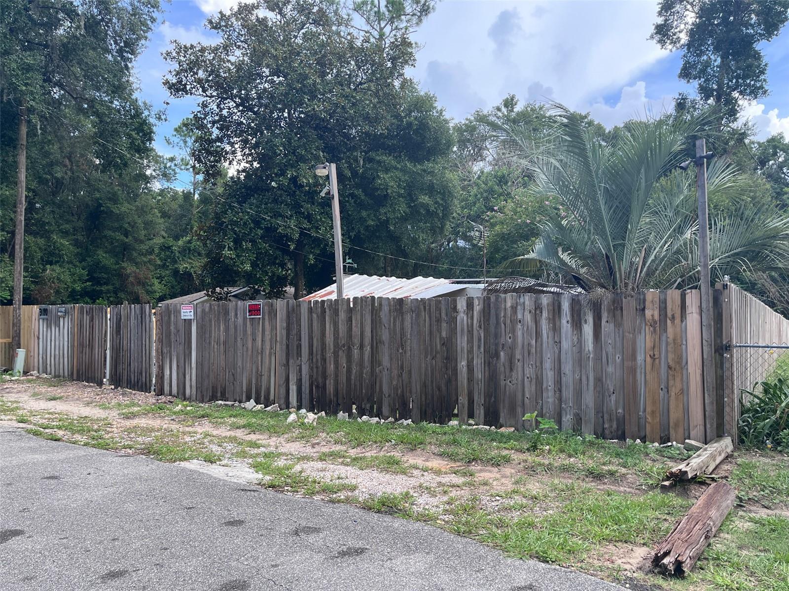 TB8418165 Property Photo