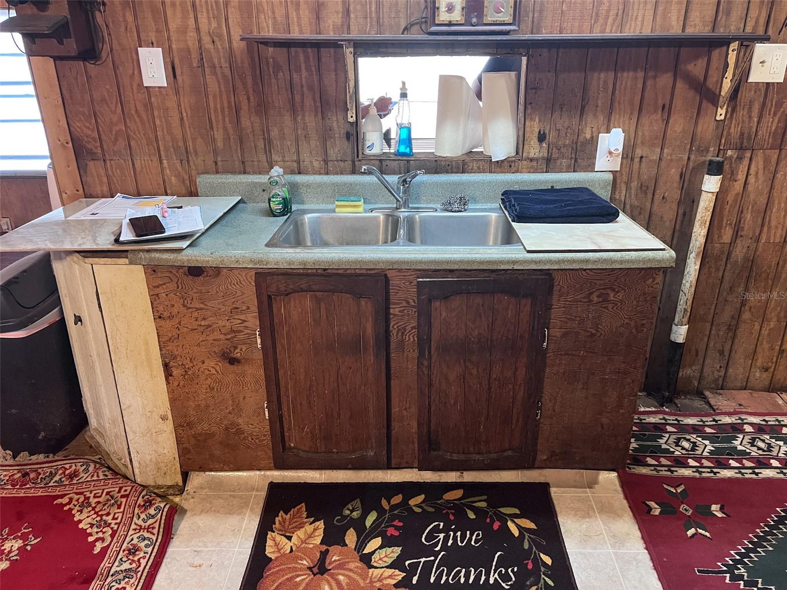 TB8418165 Property Photo