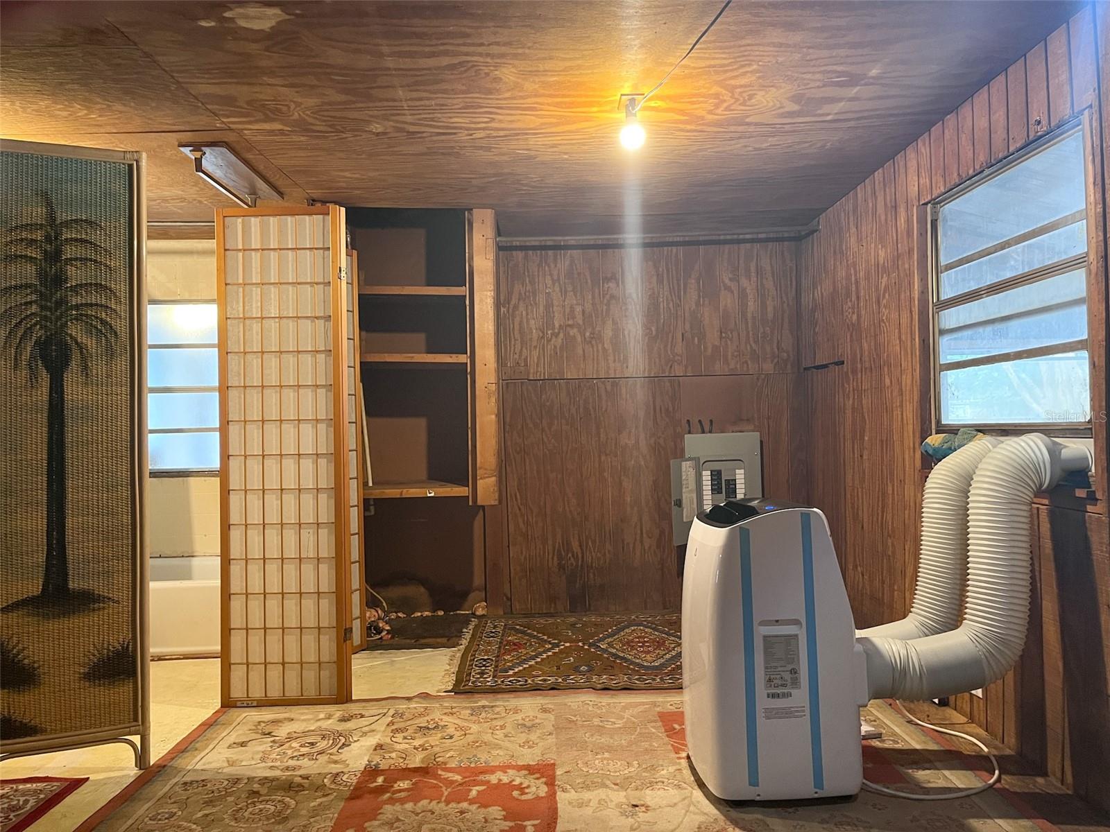 TB8418165 Property Photo