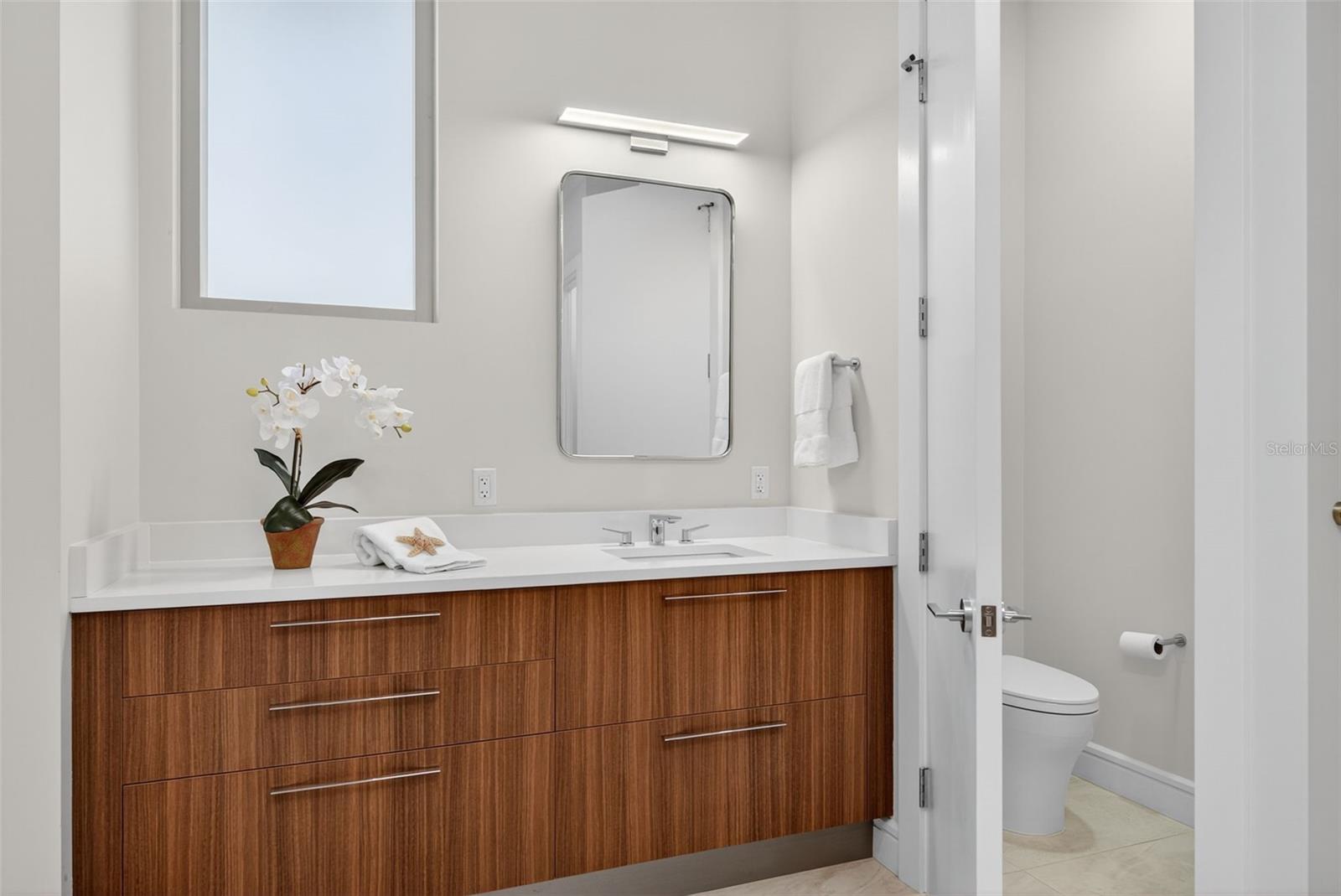 A4662263 Property Photo