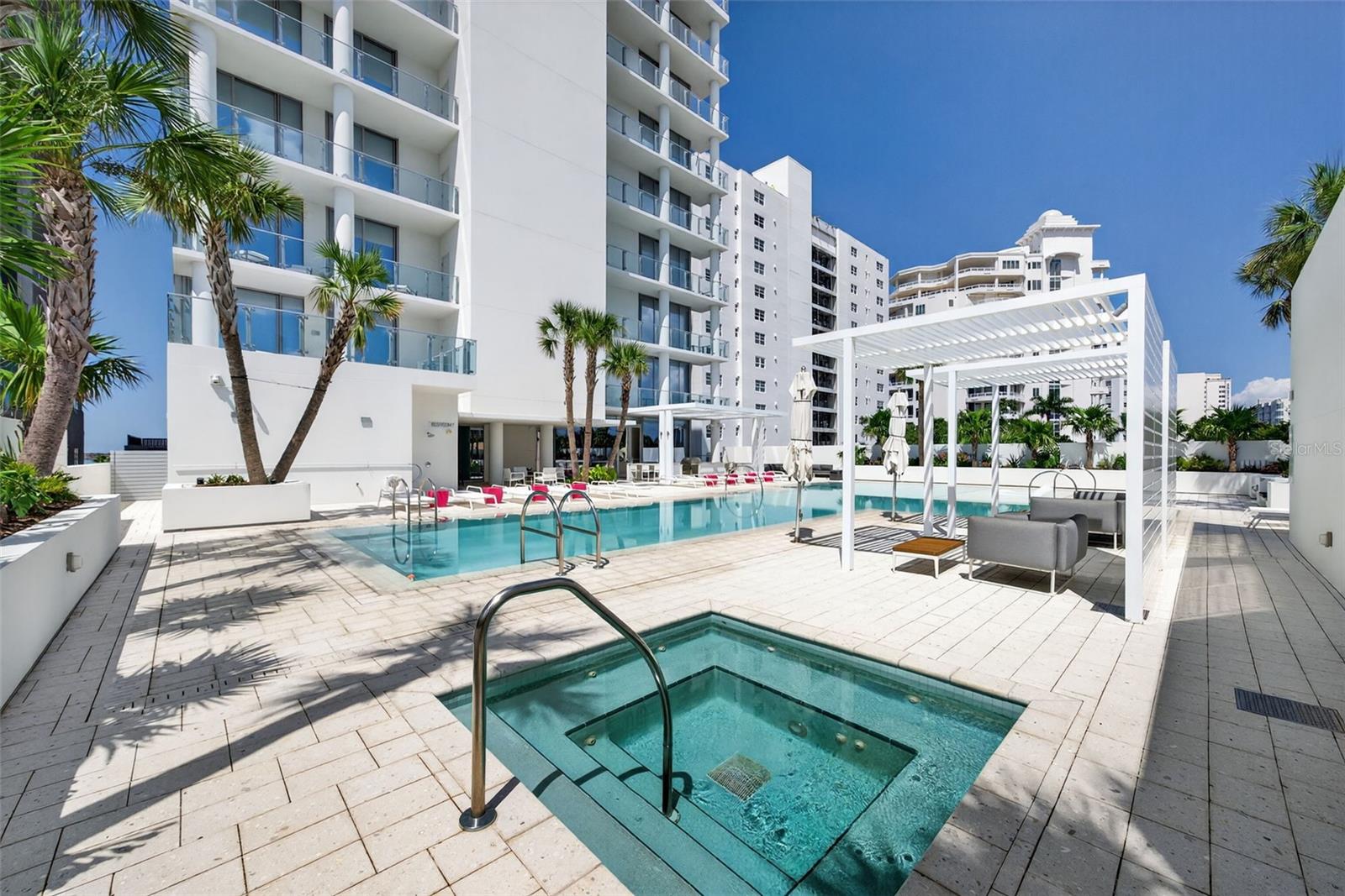 A4662263 Property Photo