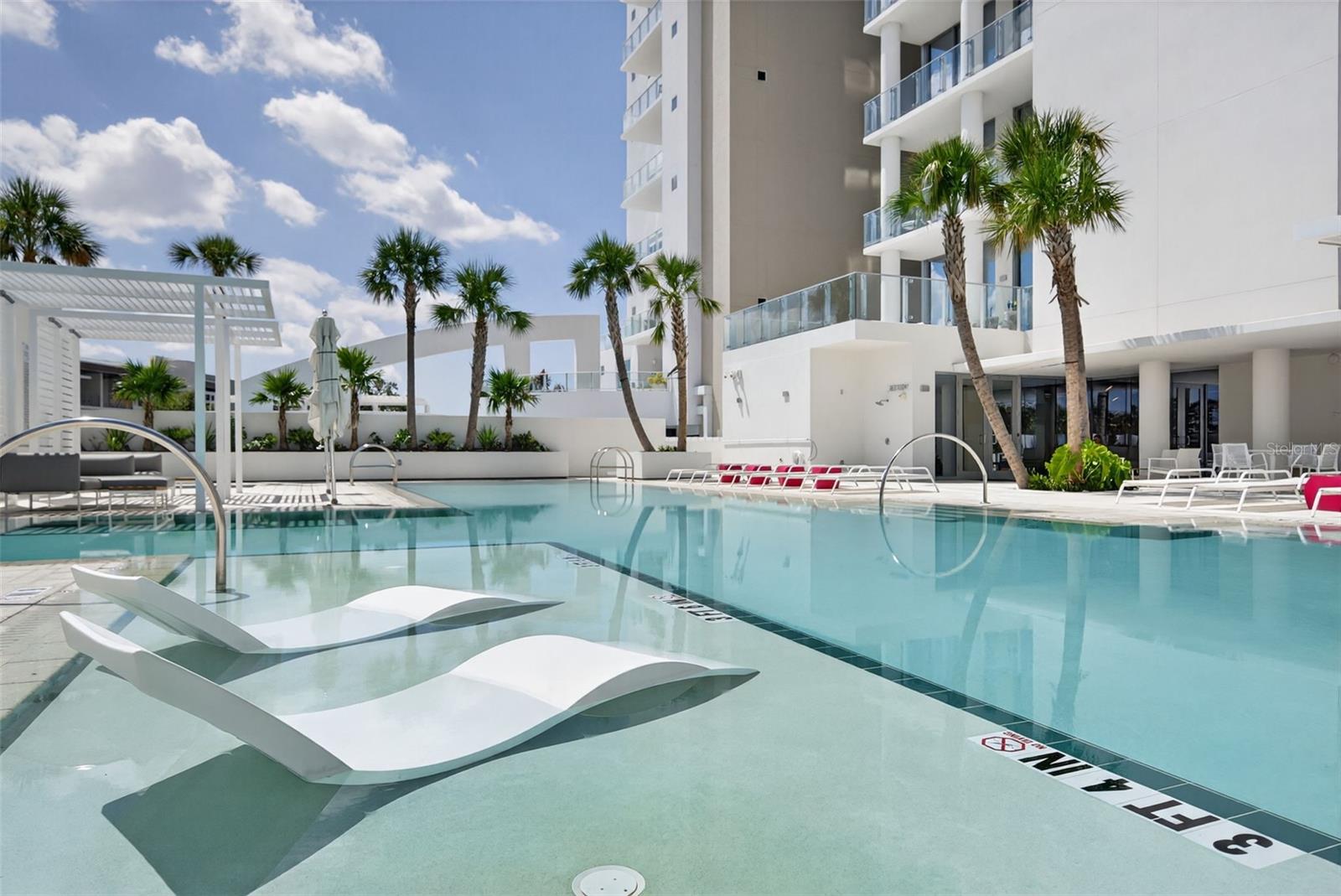 A4662263 Property Photo