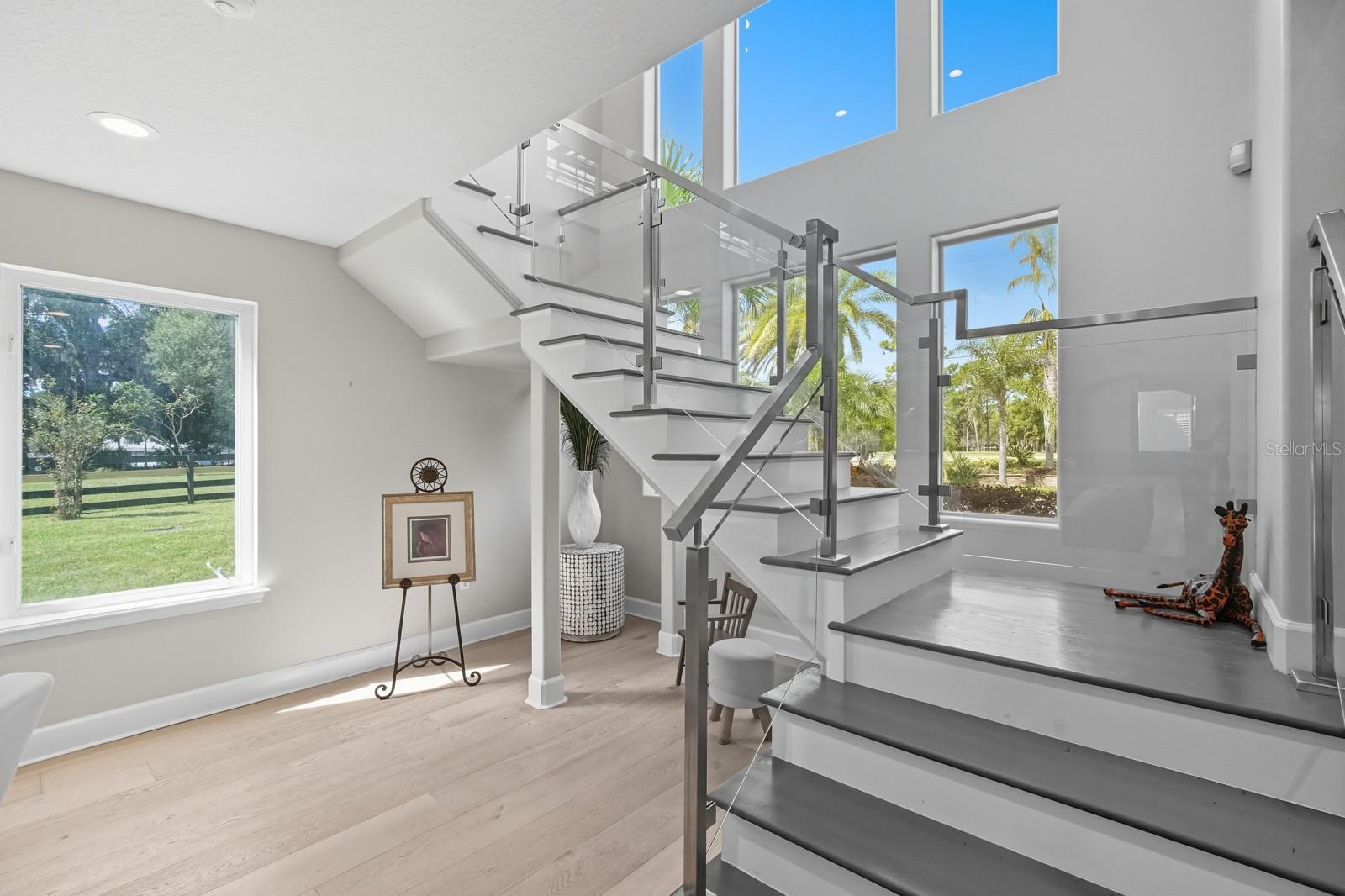 V4944387 Property Photo