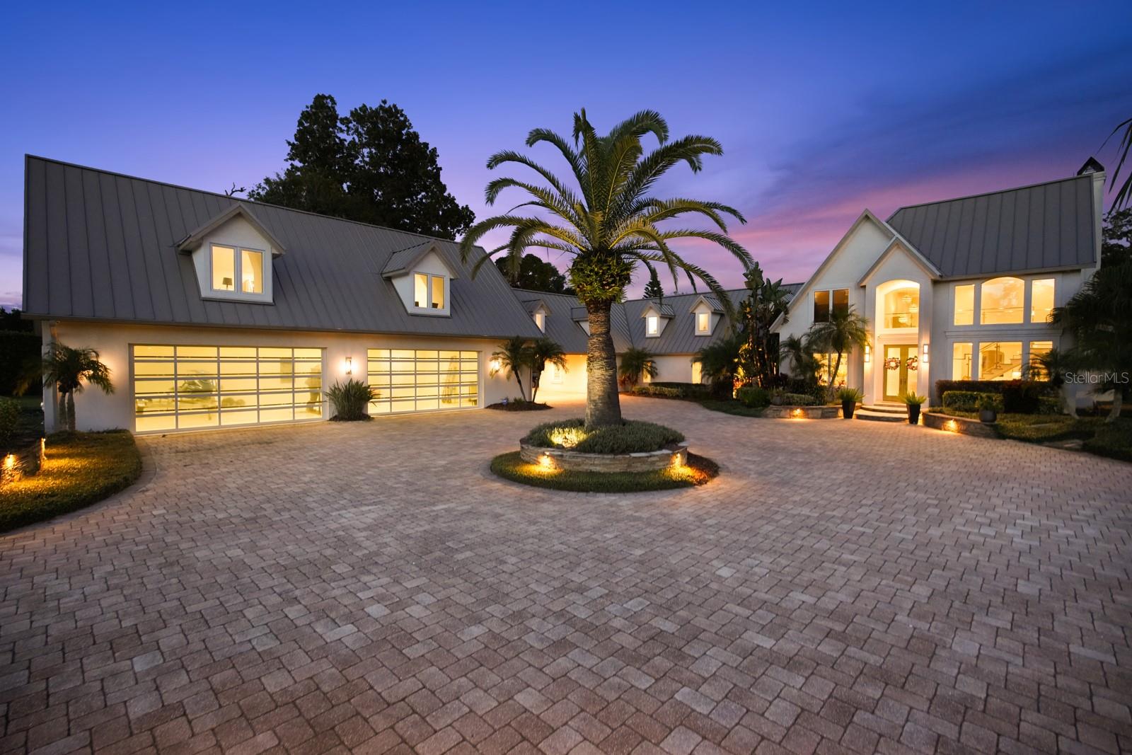 V4944387 Property Photo