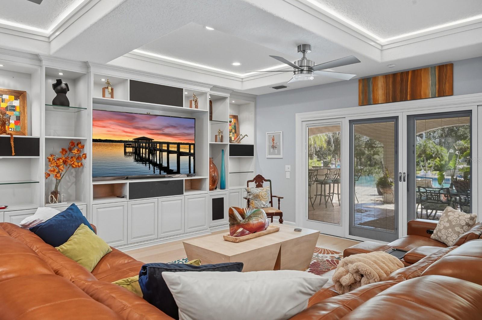 V4944387 Property Photo