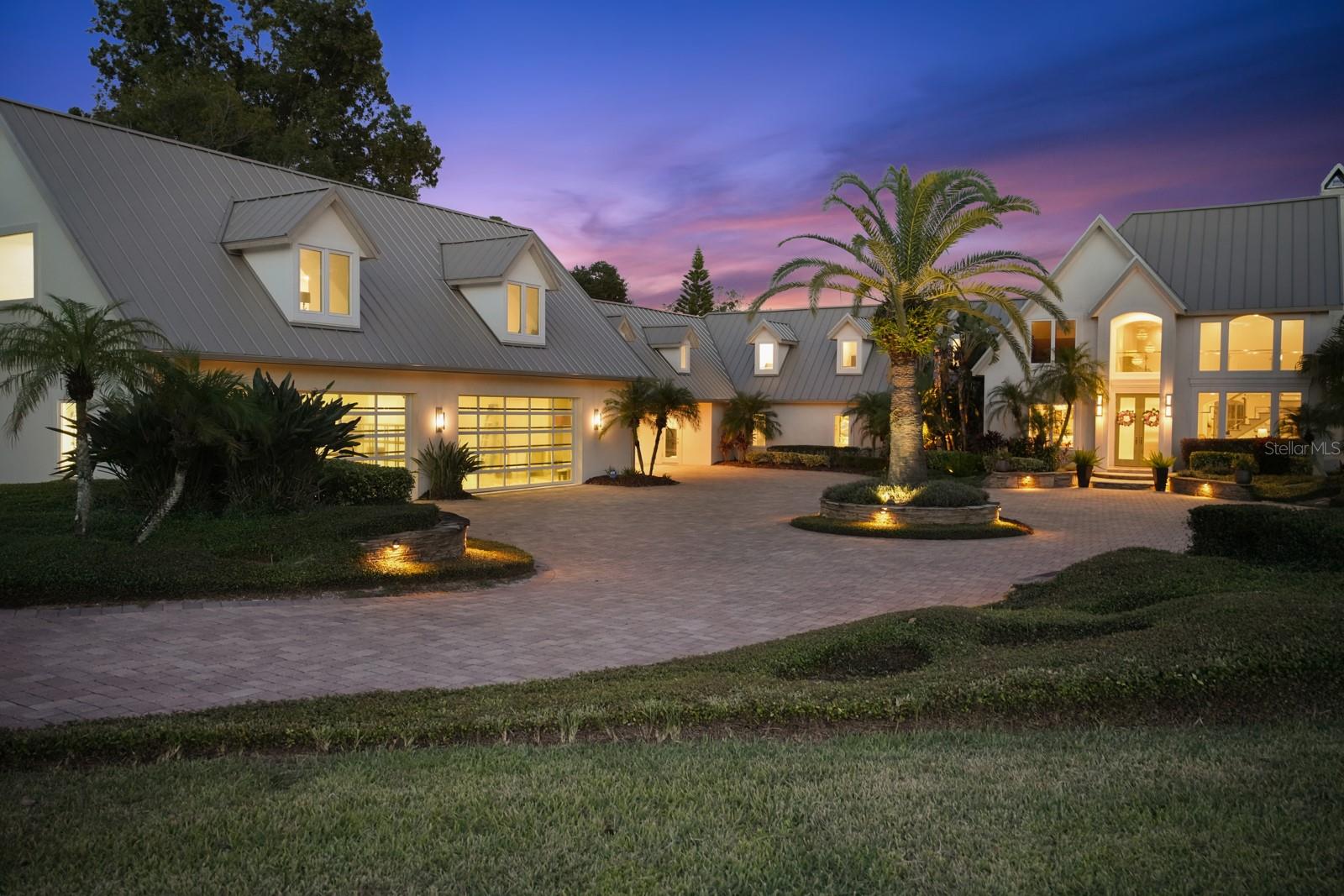 V4944387 Property Photo