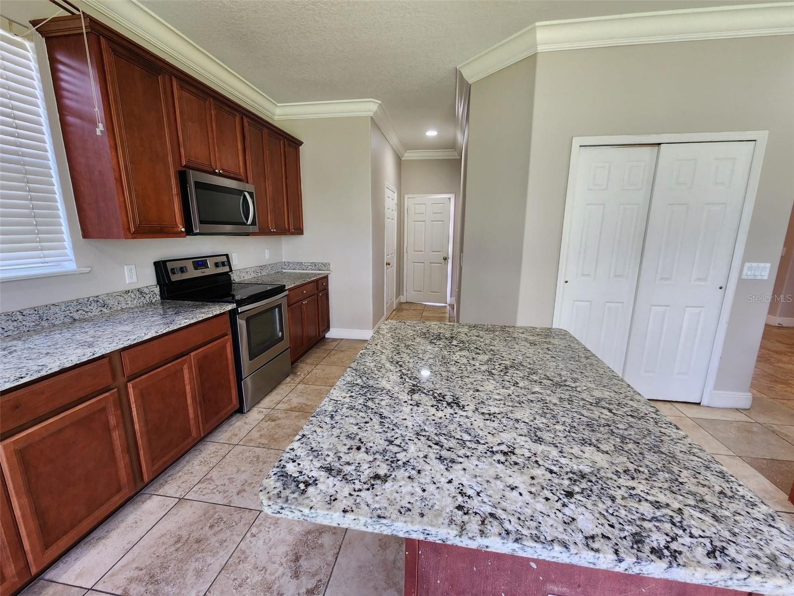 14315 HUNTCLIFF PARK WAY, ORLANDO, FL, 32824