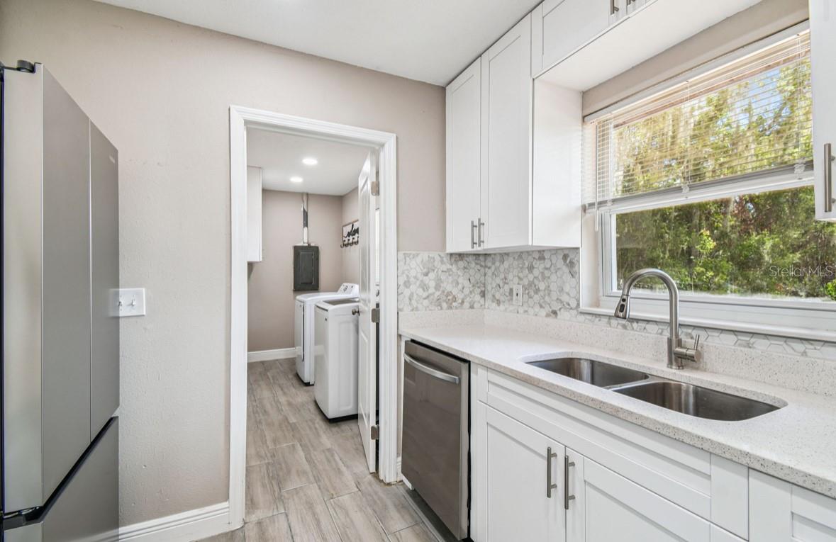 18216 STATE ROAD 52, LAND O LAKES, FL, 34638