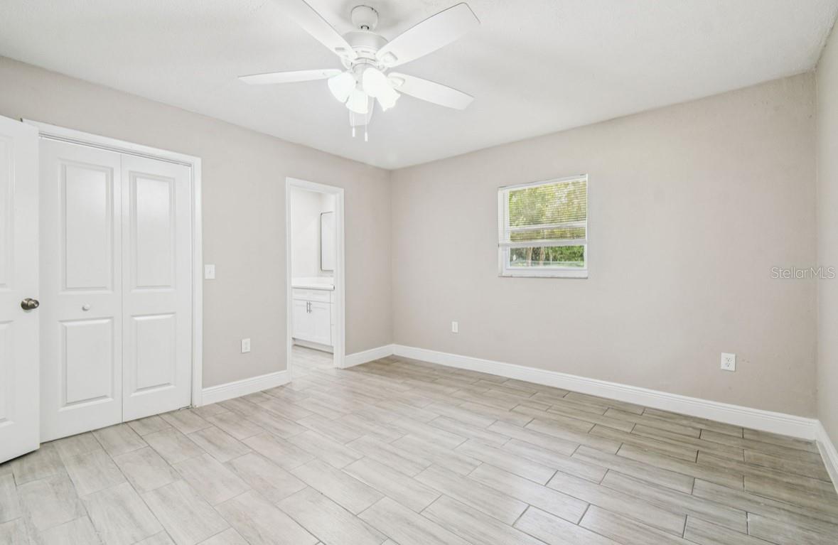 18216 STATE ROAD 52, LAND O LAKES, FL, 34638