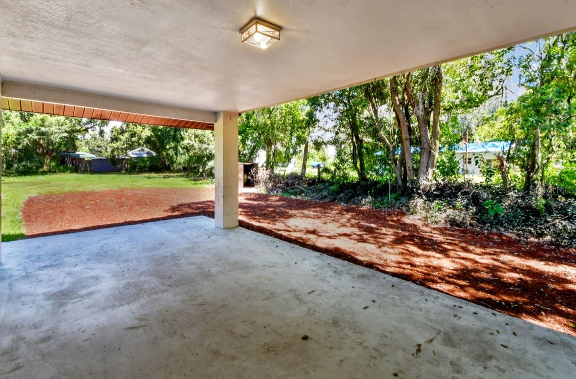 18216 STATE ROAD 52, LAND O LAKES, FL, 34638