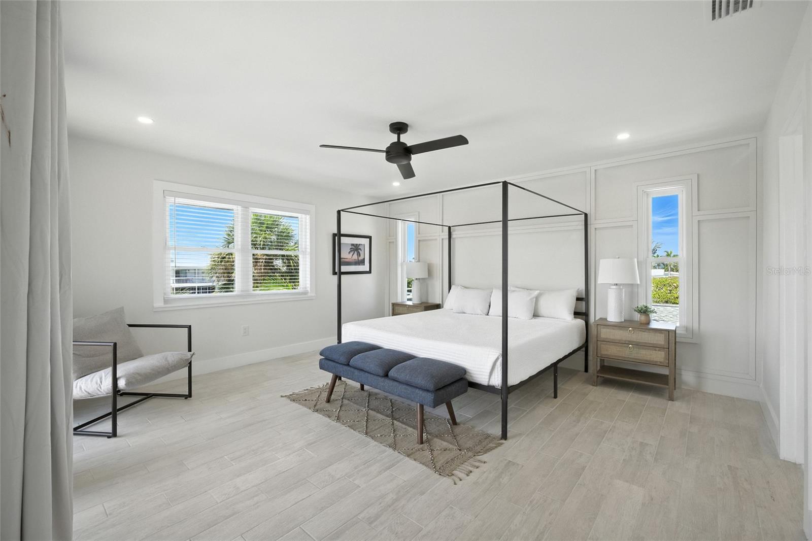 TB8418360 Property Photo