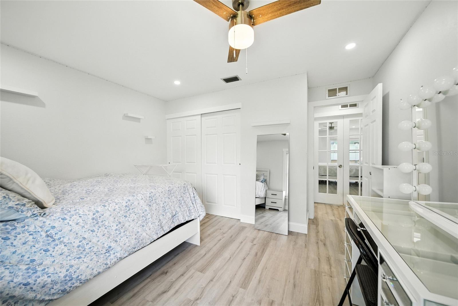 29 HARBOR OAKS CIR, SAFETY HARBOR, FL, 34695