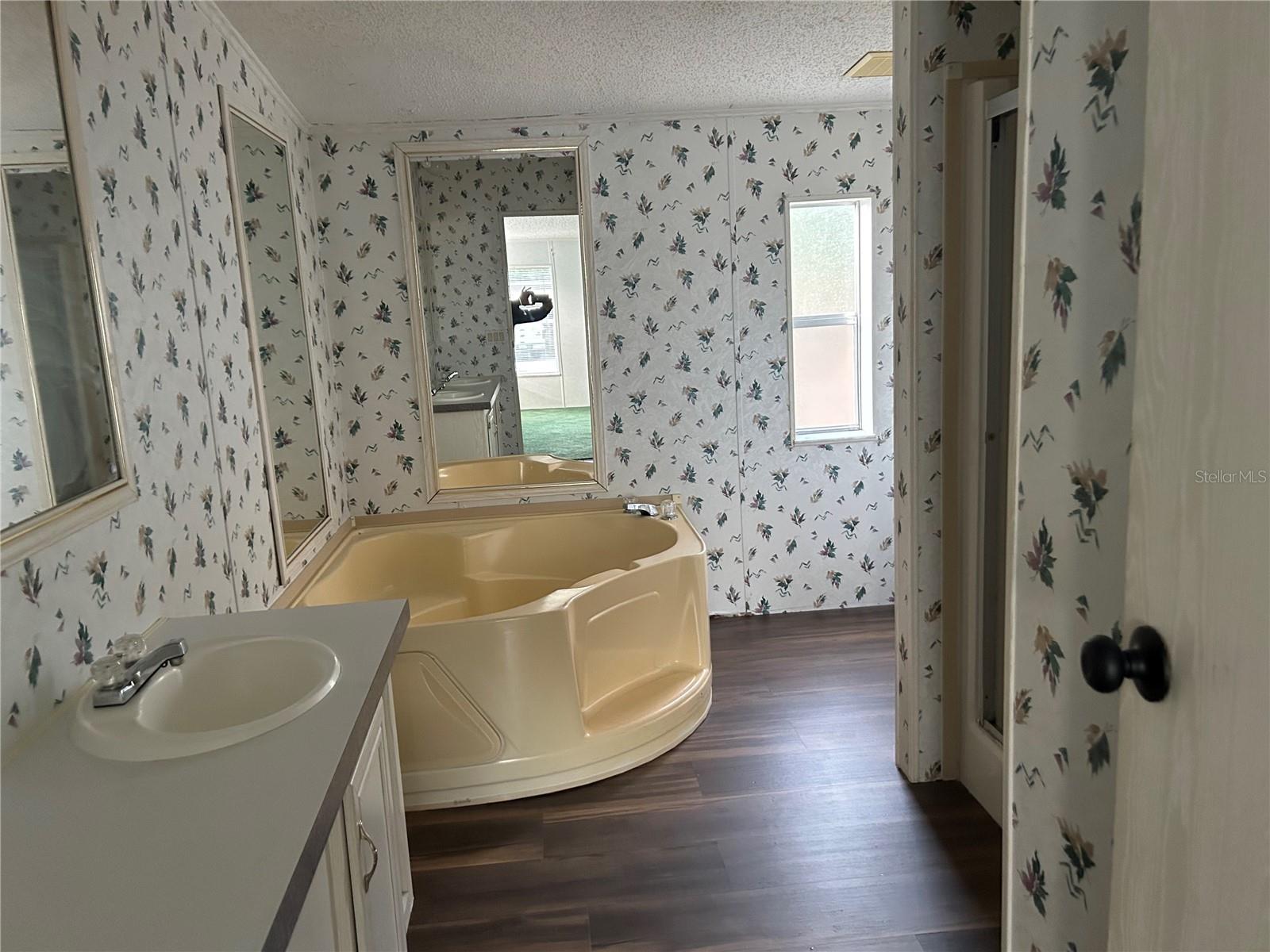 359 CENTER DR, DELAND, FL, 32724