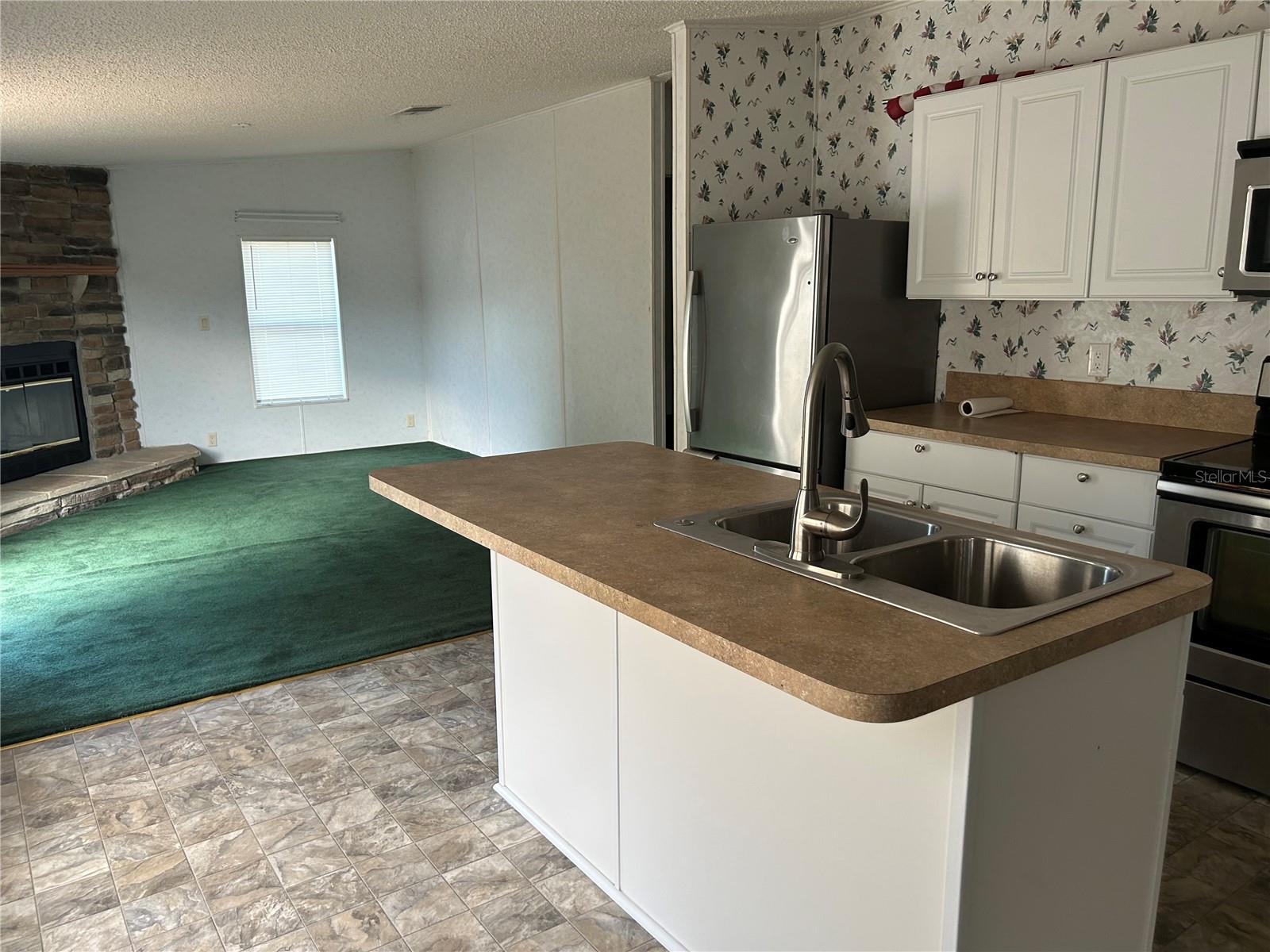 359 CENTER DR, DELAND, FL, 32724