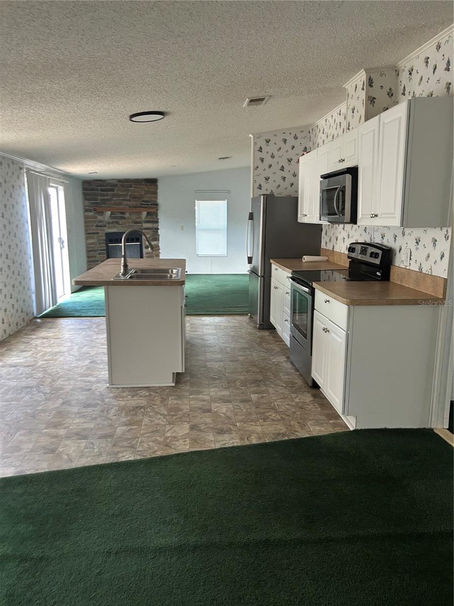 359 CENTER DR, DELAND, FL, 32724