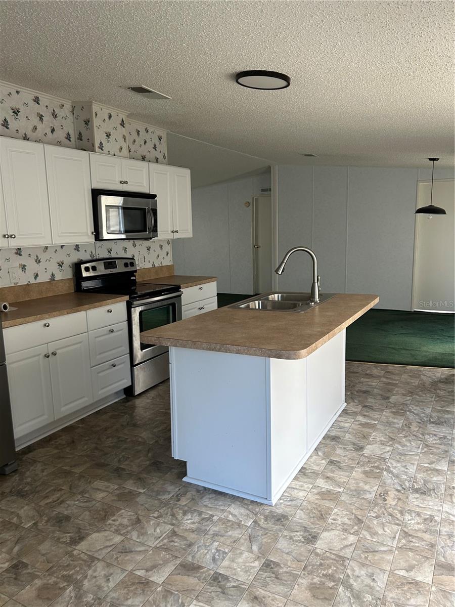 359 CENTER DR, DELAND, FL, 32724