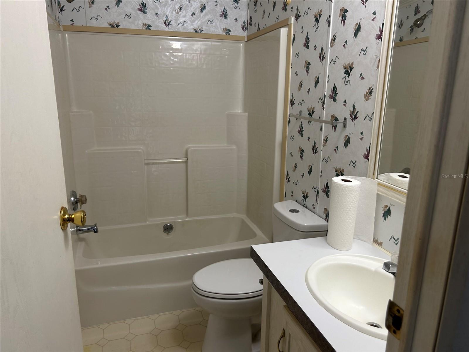 359 CENTER DR, DELAND, FL, 32724