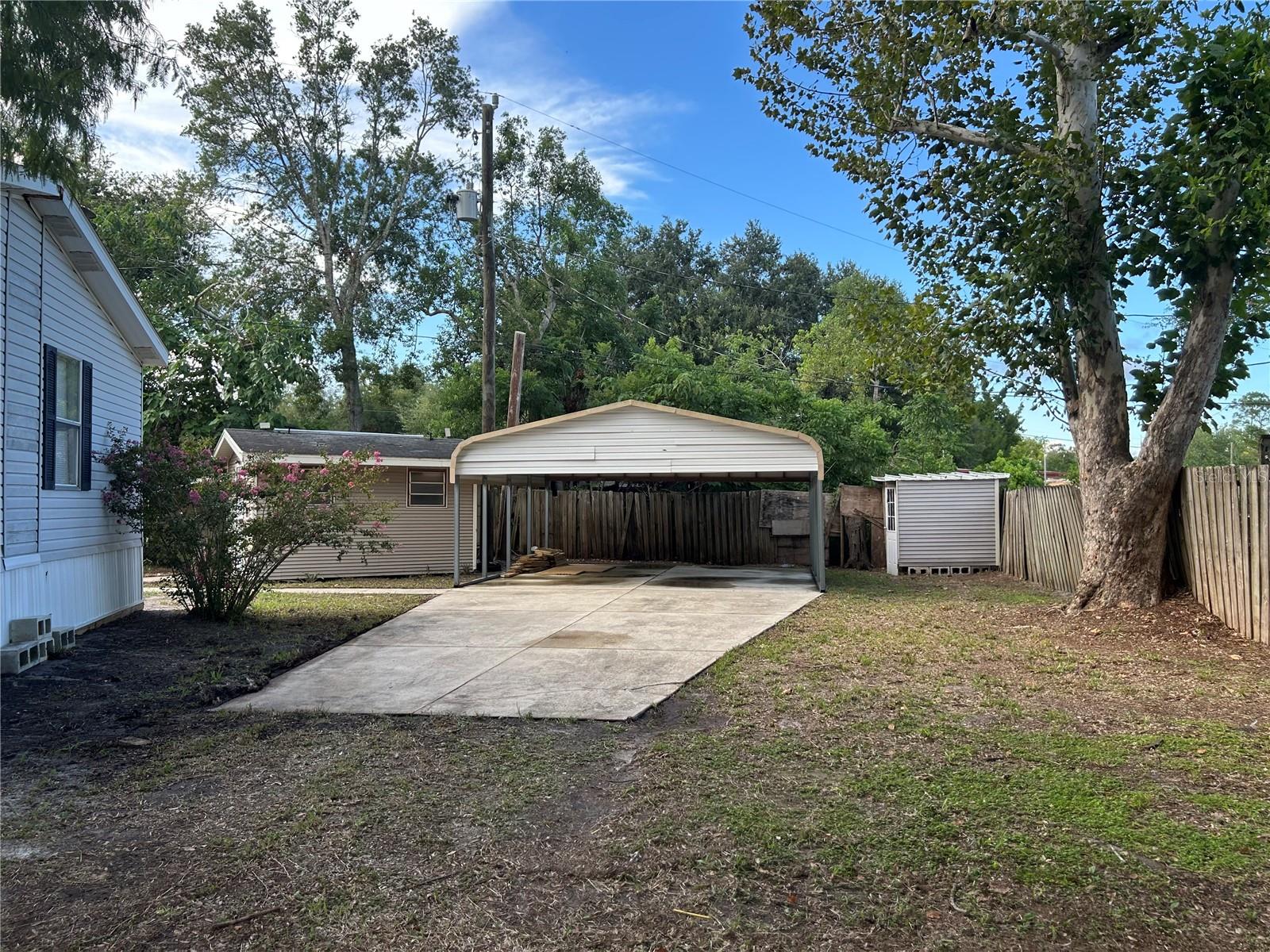 359 CENTER DR, DELAND, FL, 32724