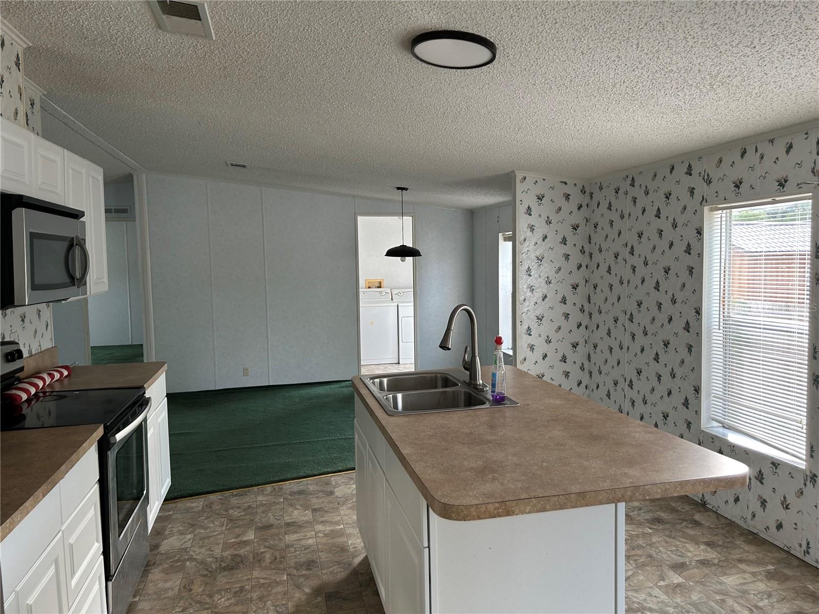 359 CENTER DR, DELAND, FL, 32724