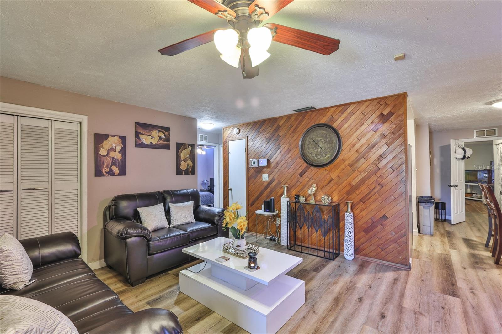 10009 N 22ND ST, TAMPA, FL, 33612