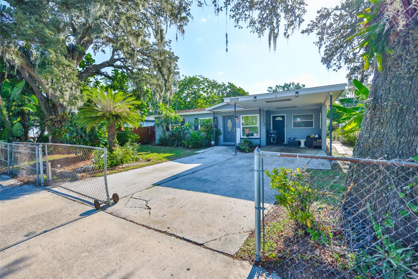 10009 N 22ND ST, TAMPA, FL, 33612