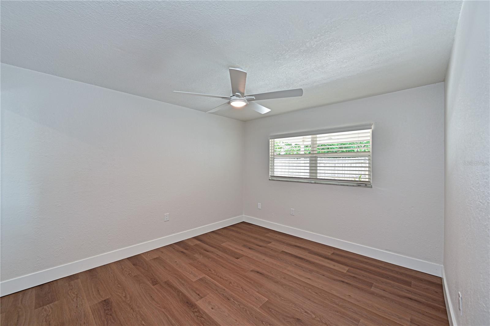 412 BAILEY RD, SARASOTA, FL, 34237