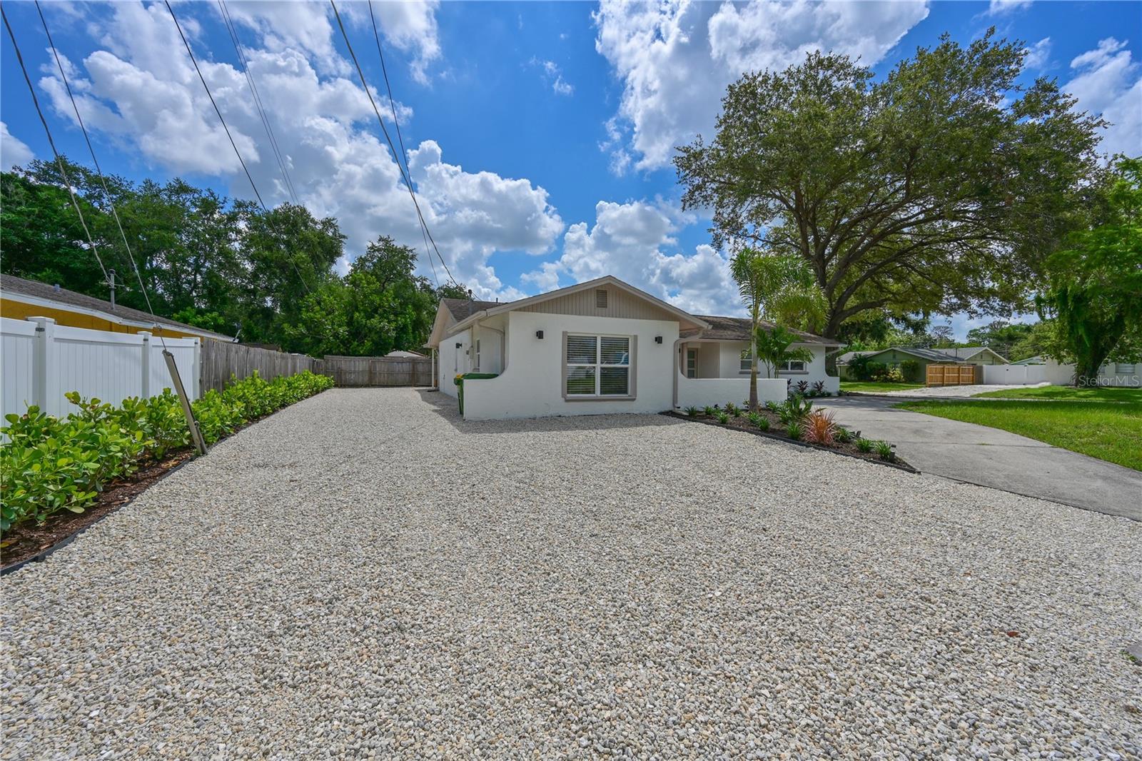 412 BAILEY RD, SARASOTA, FL, 34237