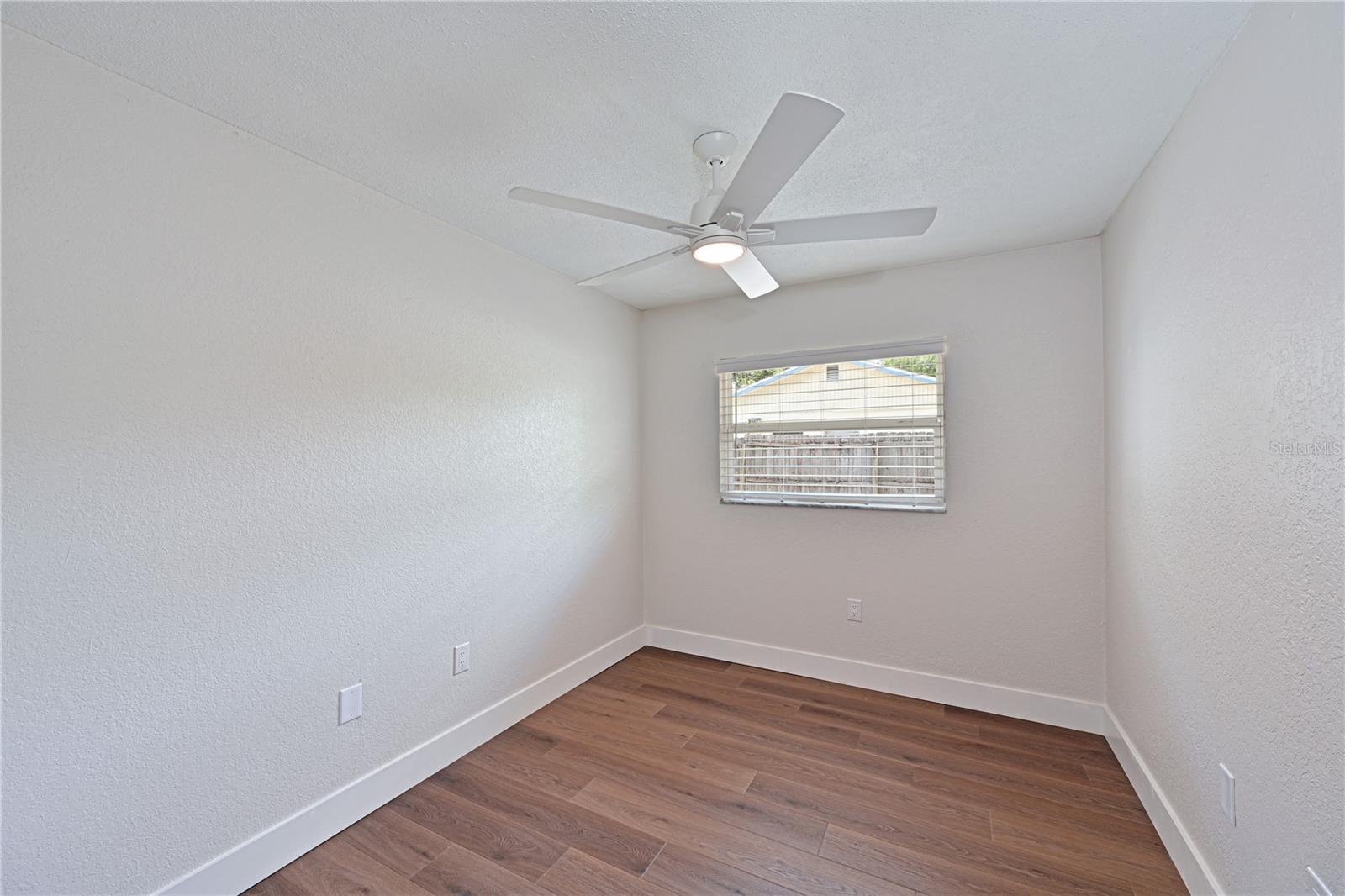 412 BAILEY RD, SARASOTA, FL, 34237